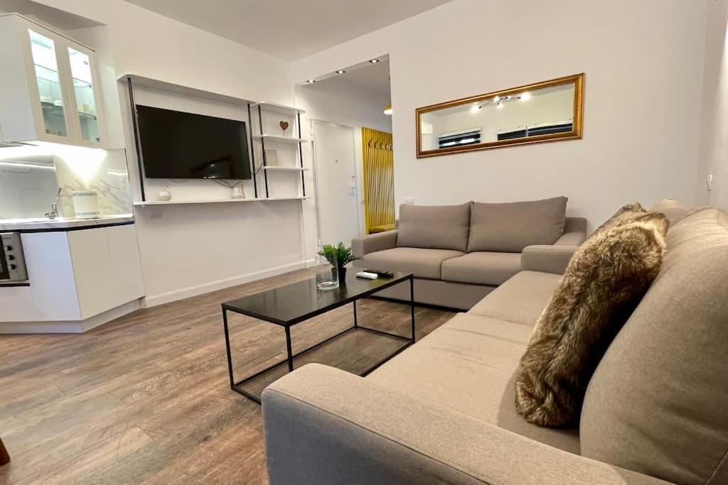 53° Bs Skanderbeg City Center Comfort Tirana Buitenkant foto