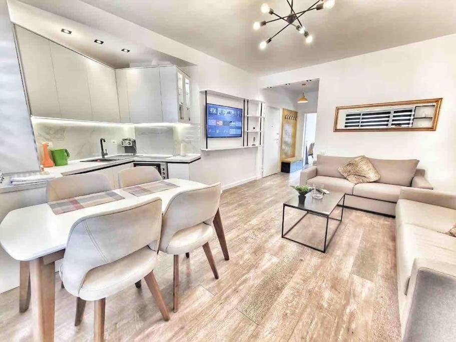 53° Bs Skanderbeg City Center Comfort Tirana Buitenkant foto
